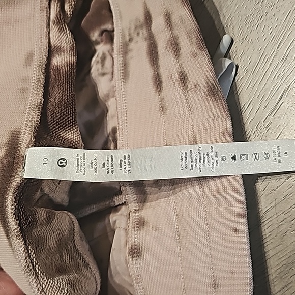 Lululemon Marbled Dye Inner Glow Shorts Size 10 - Picture 5 of 8
